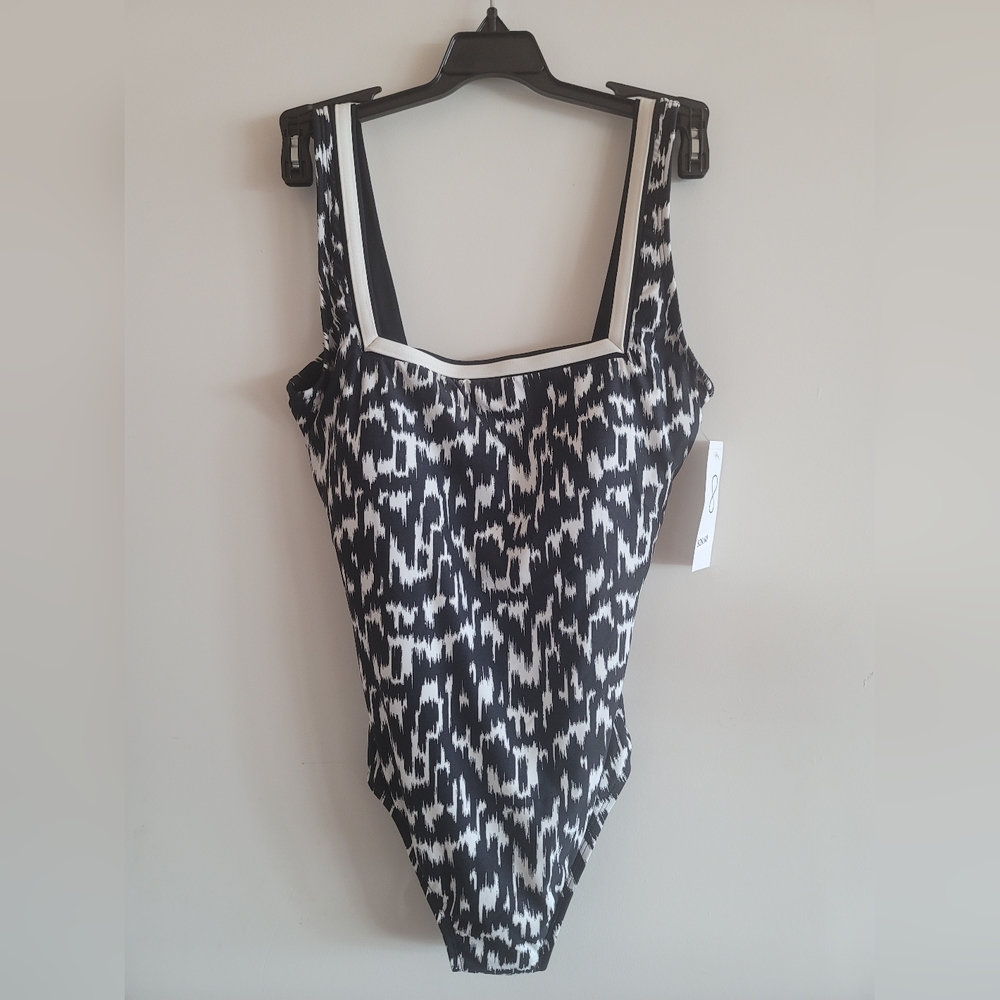 Beach House Square Neck one Piece Size 8